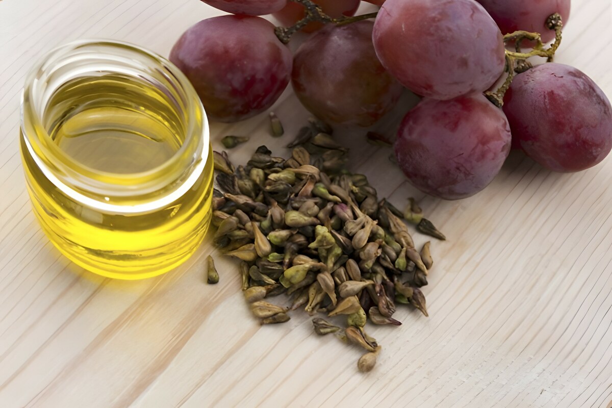 Alla scoperta degli effetti benefici dell'olio di vinaccioli