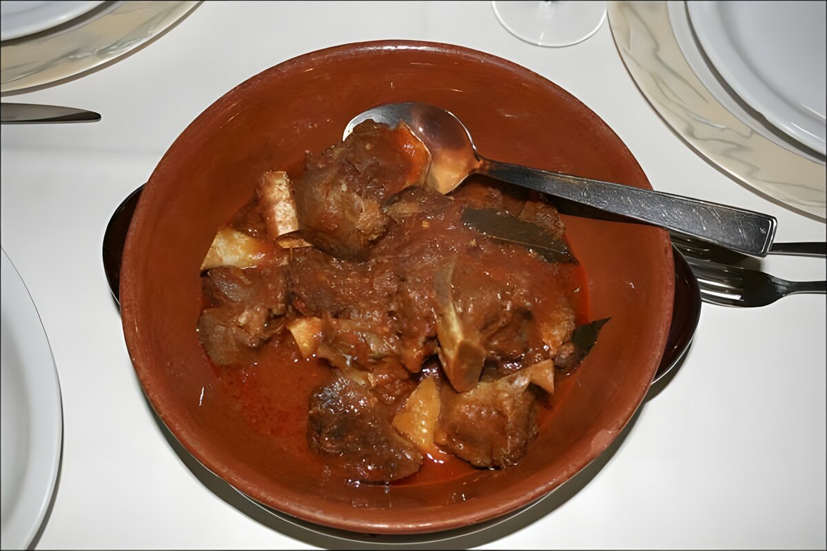 Pecora alla Callara と Montepulciano、羊飼いたちの霊薬