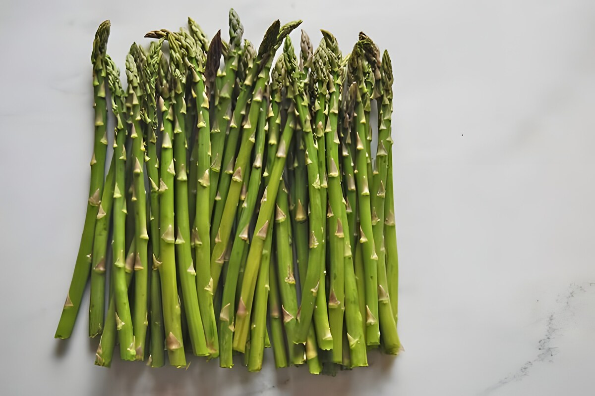 Espárragos a la parmesana: receta fácil y rápida
